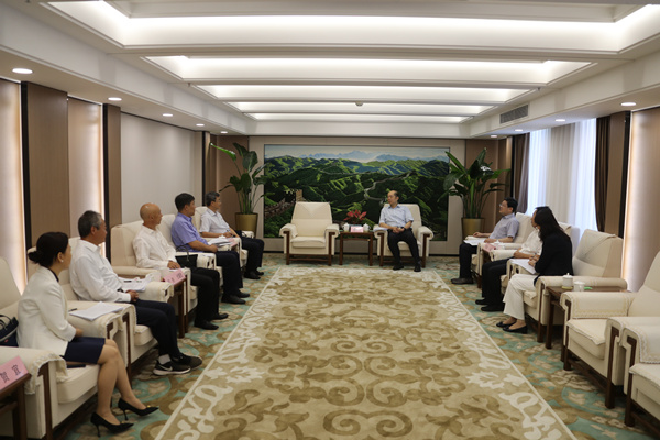 国资委党委举行“央企好模范 立功新时代”中央企业“两优一先”代表媒体晤面会谭作钧会见代表并座谈-尊龙凯时