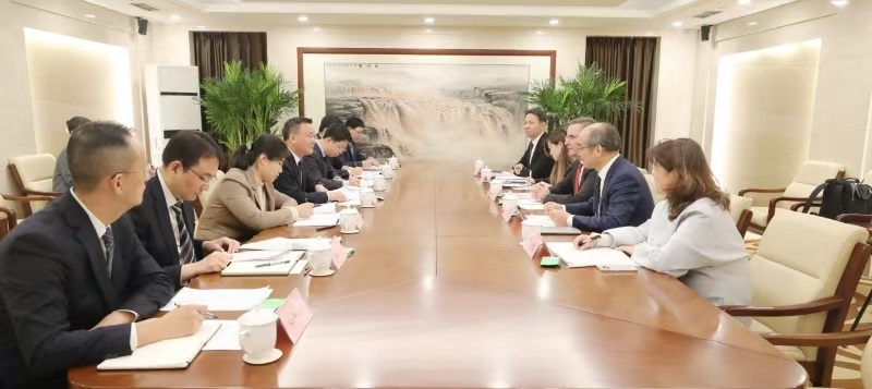 苟坪会见霍尼韦尔智能工业科技集团总裁兼首席执行官路成-尊龙凯时